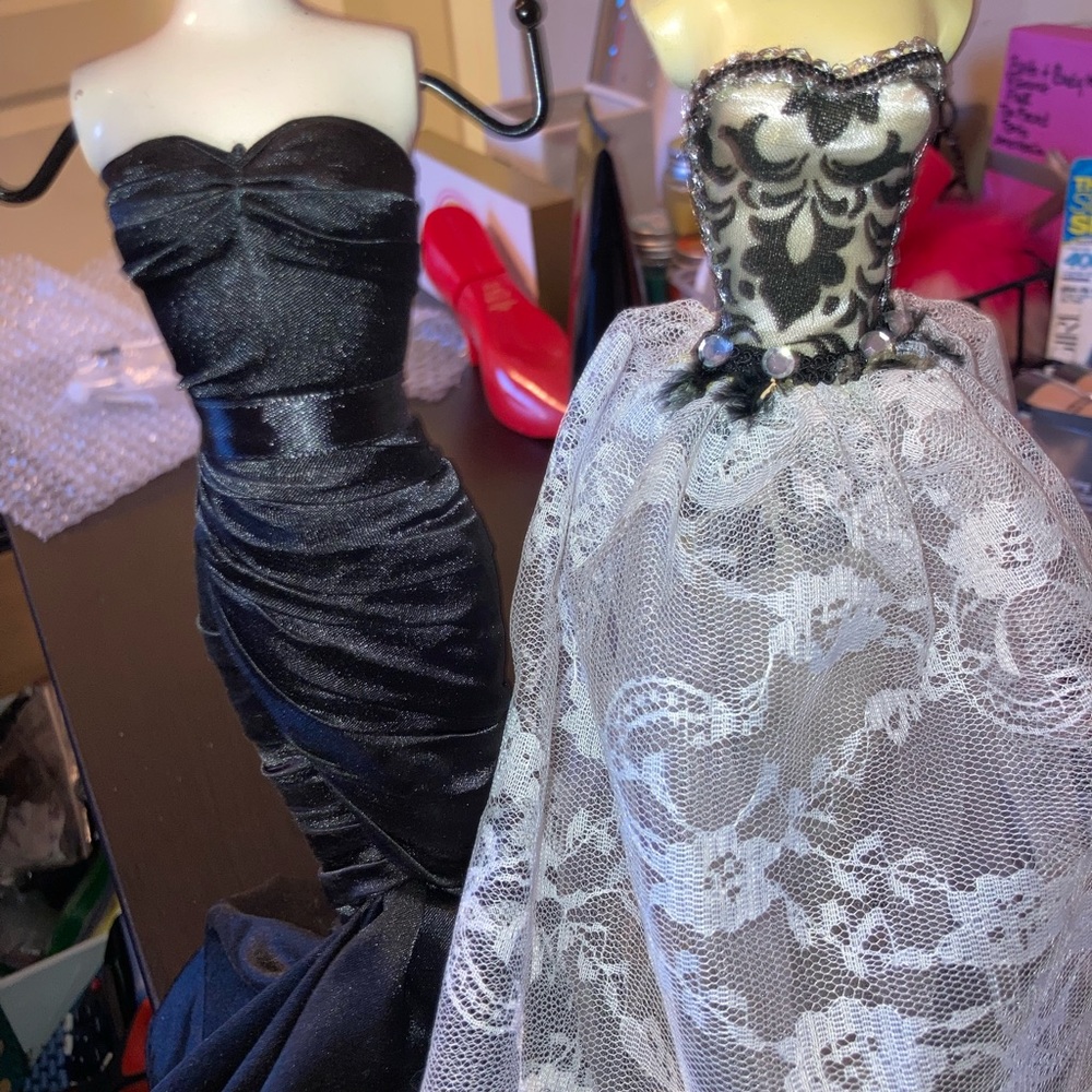 Jewelry display hangers silk dresses set of 2